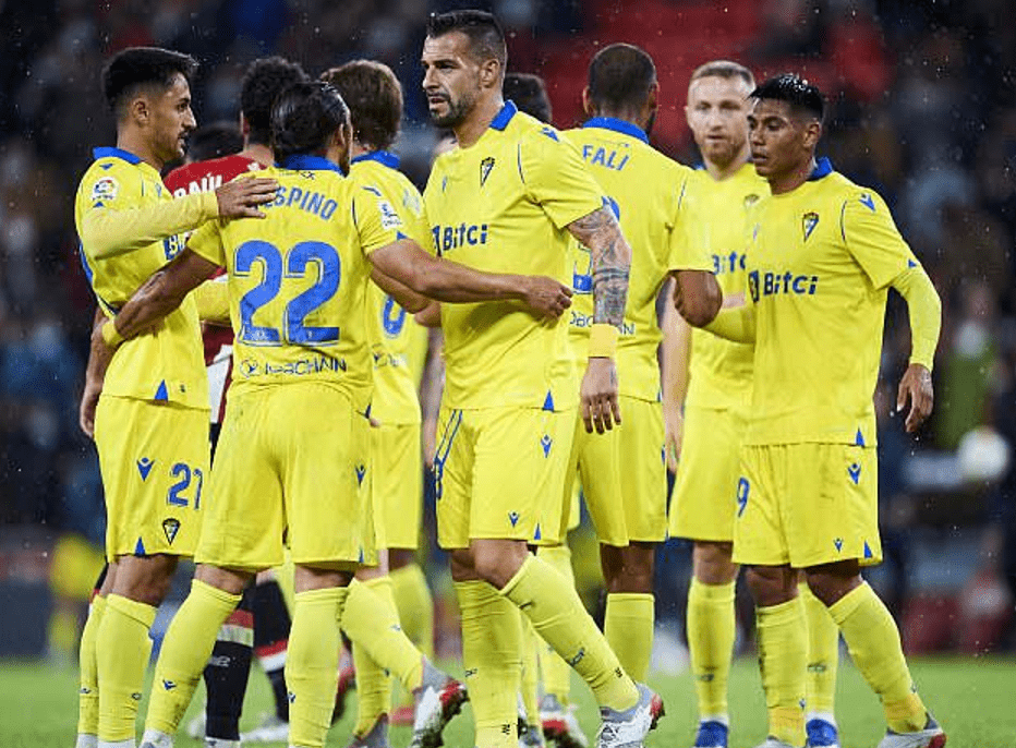 天博官方网站-风云突变布莱顿窗口期远射贴柱深圳男篮围绕全明星赛防线松动，冲刺阶段毕尔巴鄂竞技调整名单以备社区盾看傻球迷的简单介绍